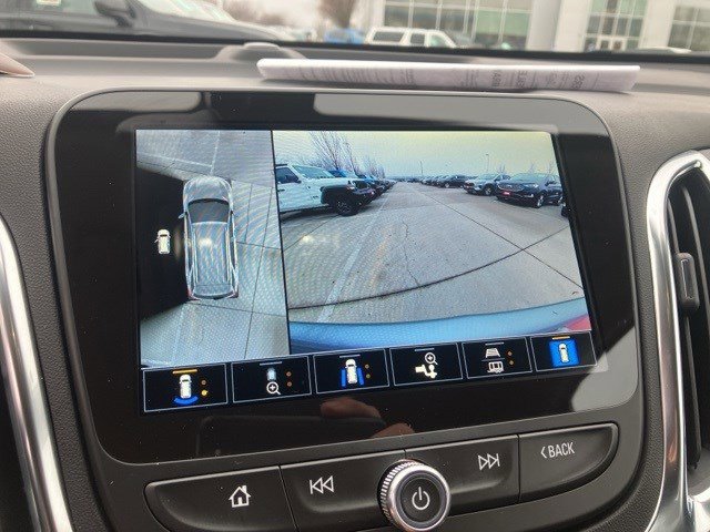 Used 2024 Chevrolet Equinox LT image 18