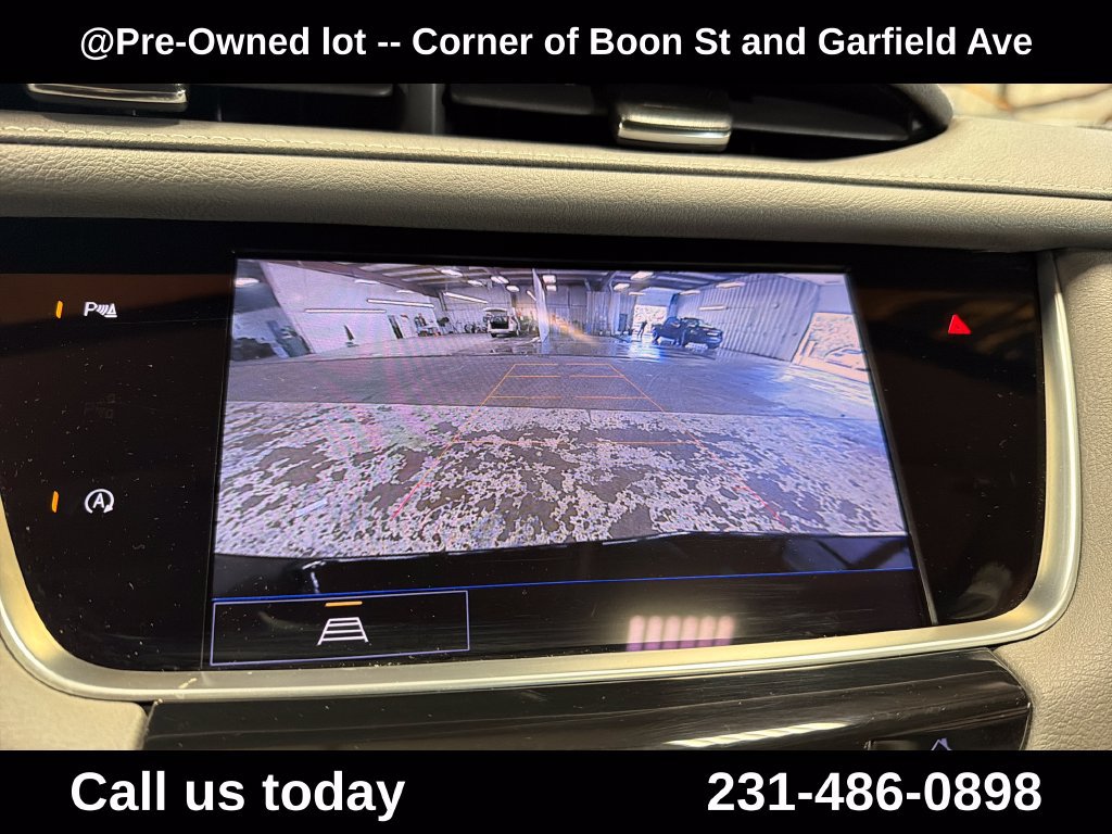 Used 2022 Cadillac XT5 Premium Luxury w/ LPO, Floor Liner Package AWD/4WD image 24