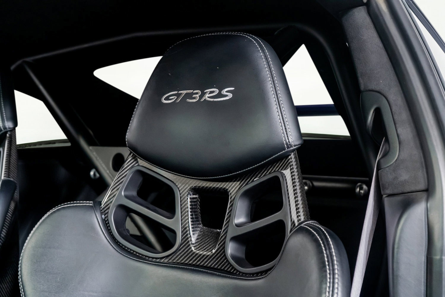 Used 2016 Porsche 911 GT3 RS image 27