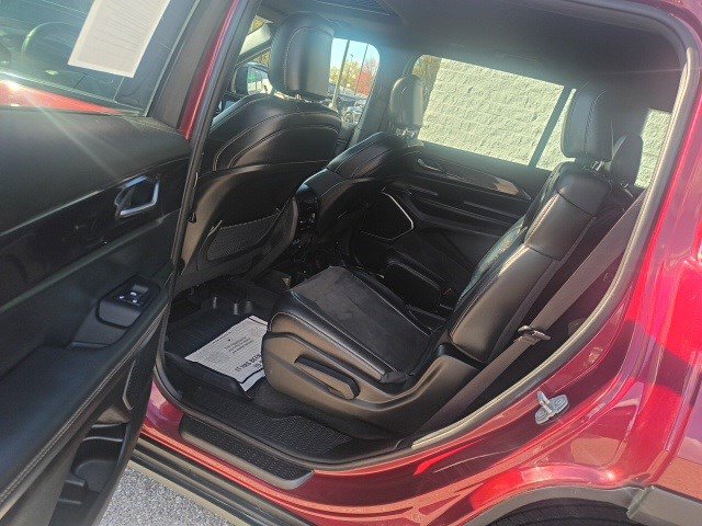 Used 2021 Jeep Grand Cherokee L Altitude image 14