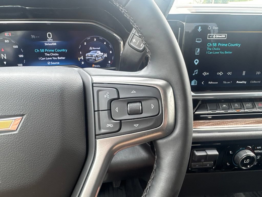 Used 2024 Chevrolet Silverado 1500 LT AWD/4WD image 32