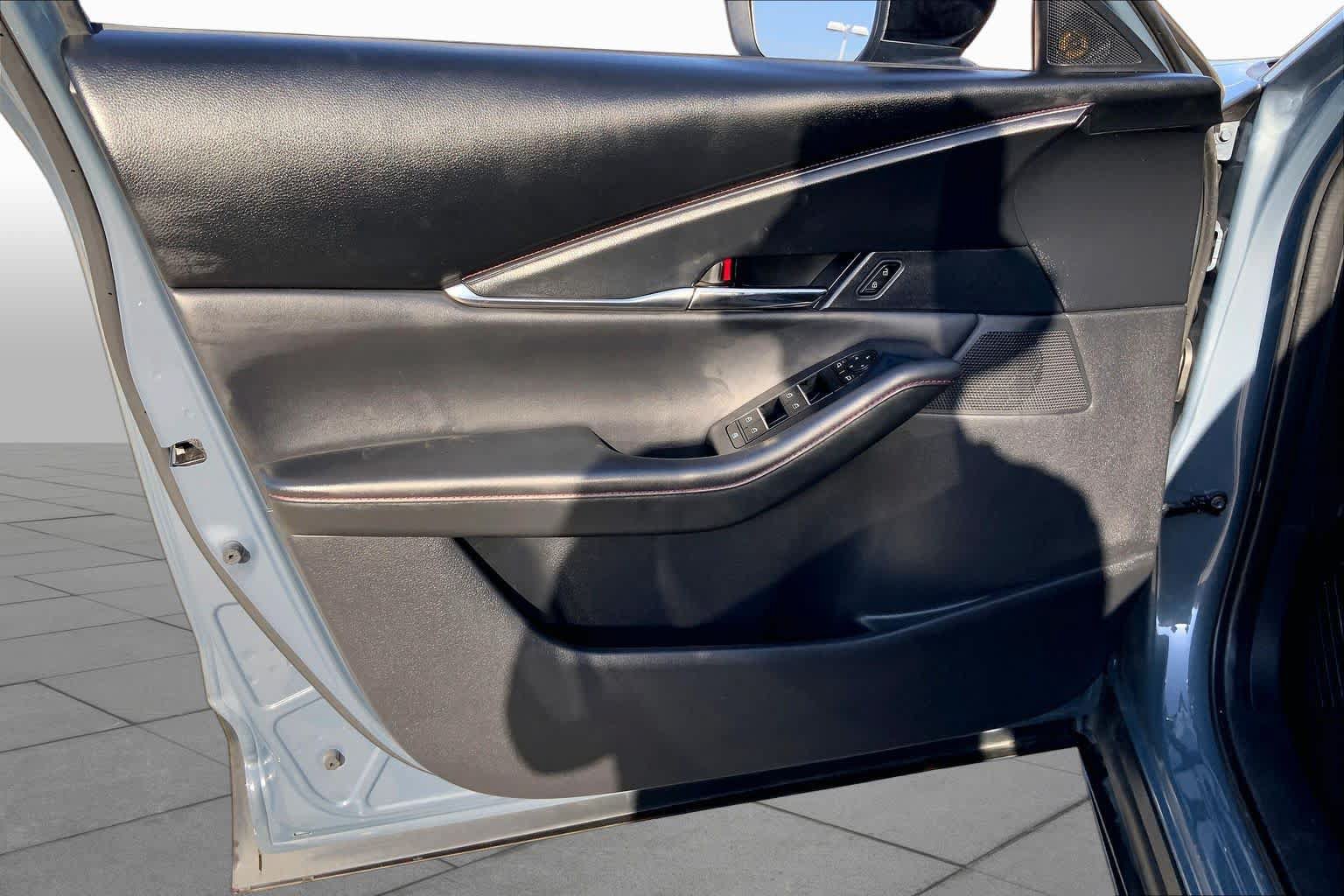 Used 2022 MAZDA CX-30 AWD 2.5 S w/ Preferred Package image 22