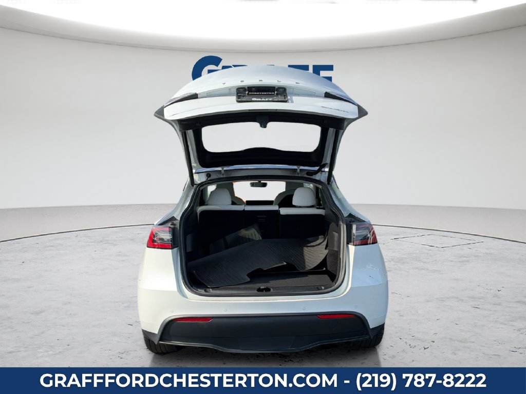 Used 2021 Tesla Model Y Long Range AWD/4WD image 16