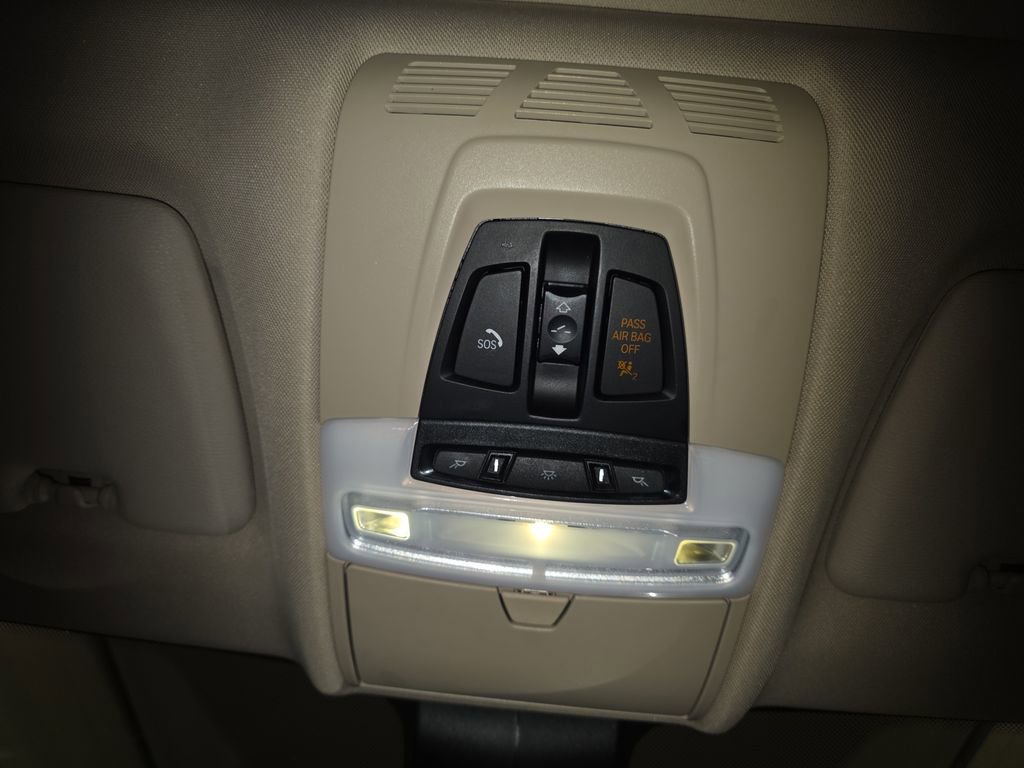 Used 2015 BMW X5 xDrive50i AWD/4WD image 21