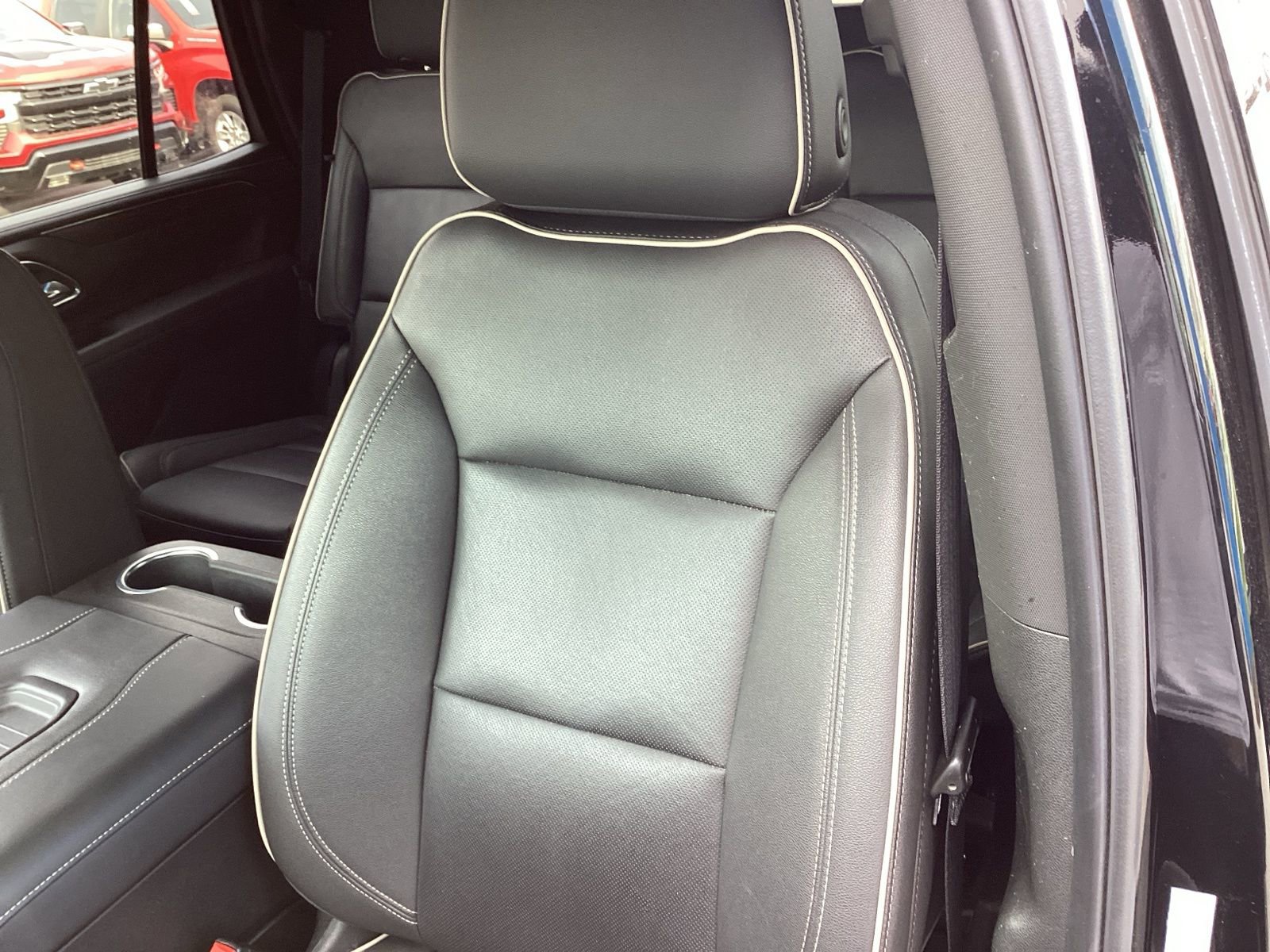 Used 2024 Chevrolet Tahoe Premier image 12