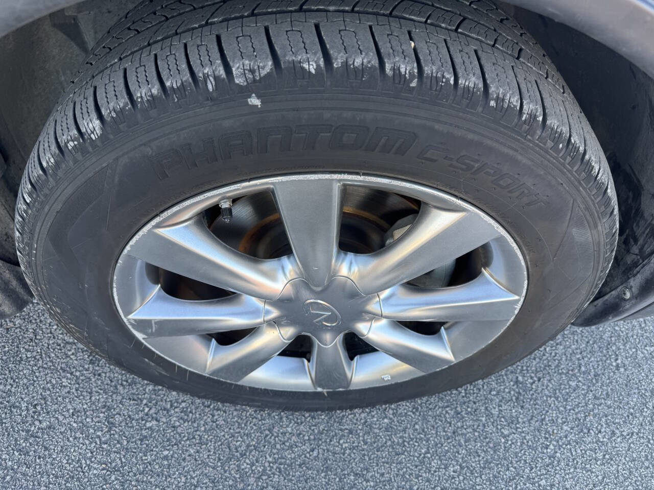 Used 2017 INFINITI QX50 2WD w/ Premium Plus Package image 26