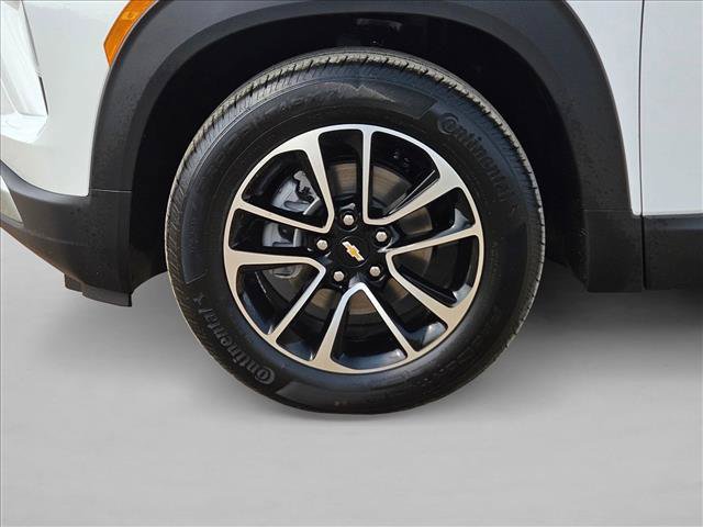 New 2026 Chevrolet TrailBlazer LT w/ Convenience Package FWD image 10