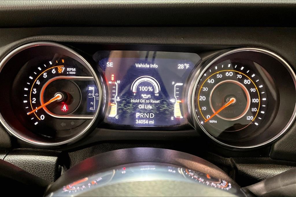 Used 2020 Jeep Wrangler Unlimited Sahara image 26