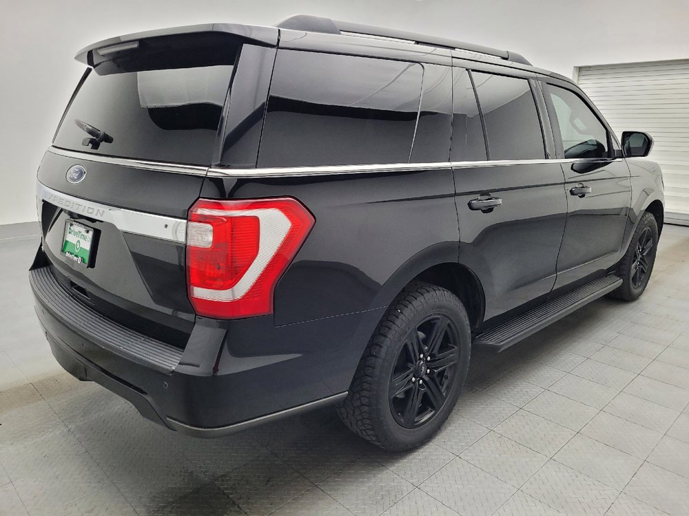 Used 2020 Ford Expedition XLT w/ Black Accent Package RWD image 9