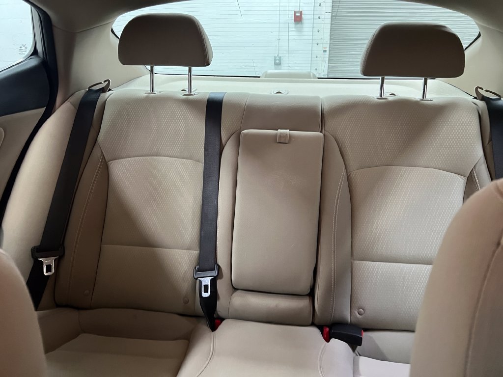 Used 2014 Kia Optima LX FWD image 27
