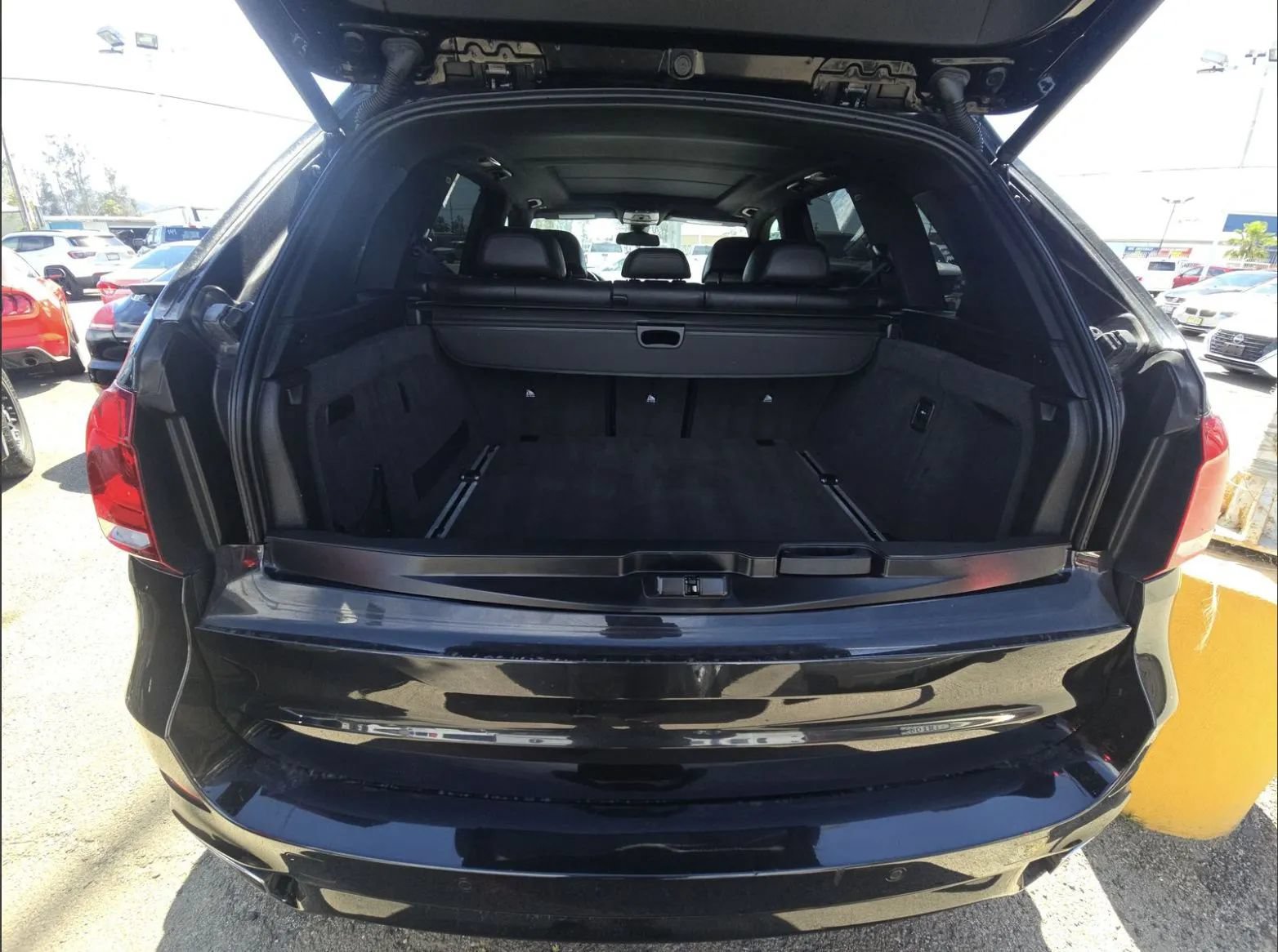 Used 2016 BMW X5 xDrive50i w/ M Sport AWD/4WD image 6