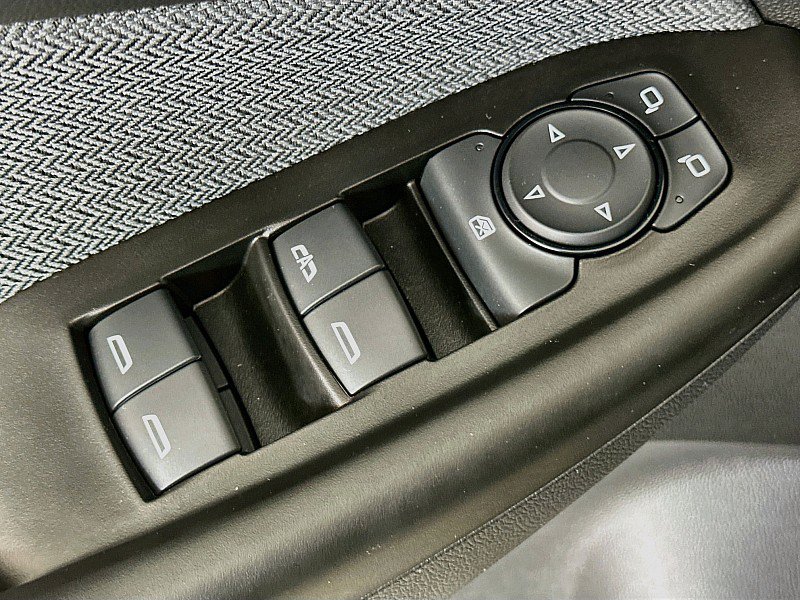 Used 2024 Chevrolet TrailBlazer LT AWD/4WD image 18