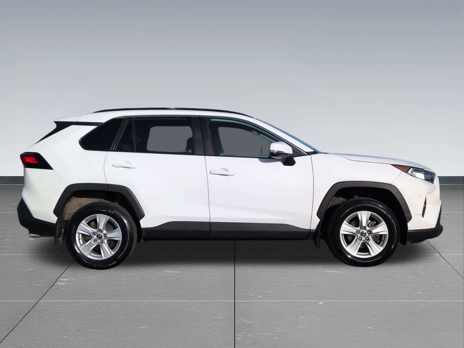 Used 2019 Toyota RAV4 XLE w/ All Weather Liner Package image 7