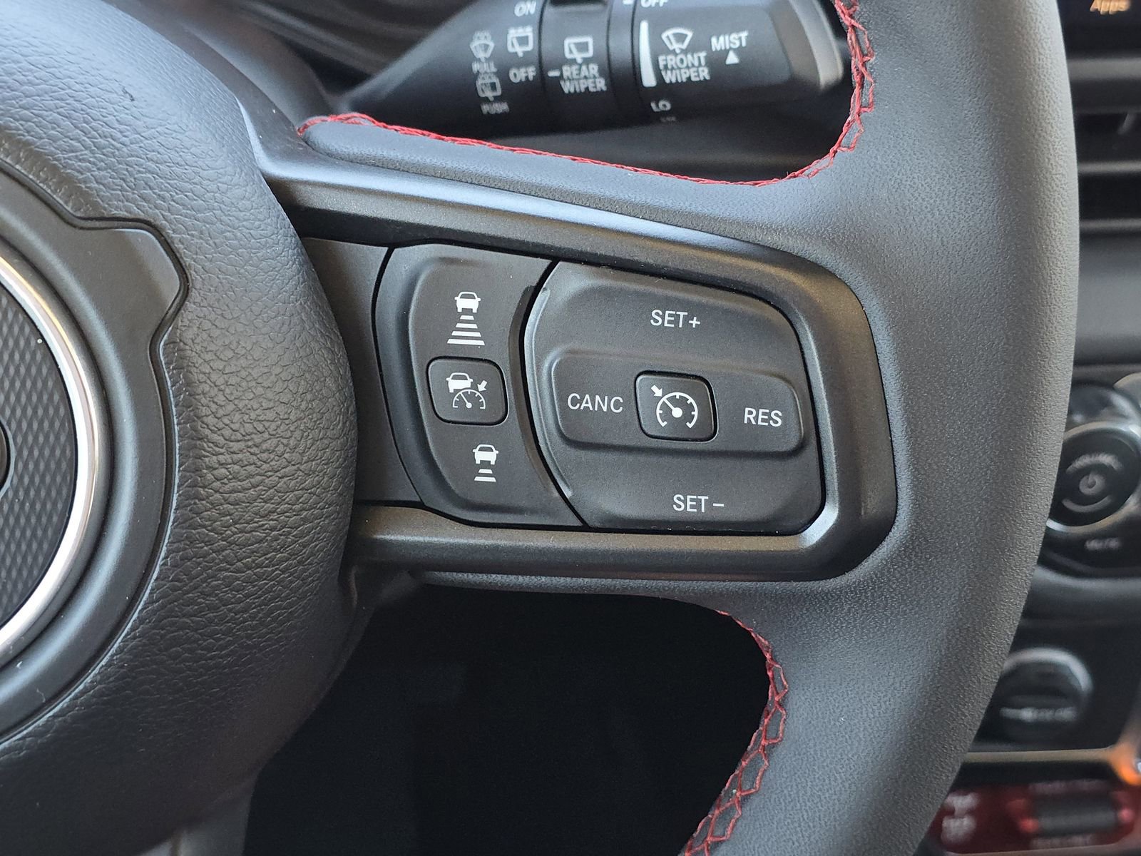 Used 2024 Jeep Wrangler Rubicon image 27