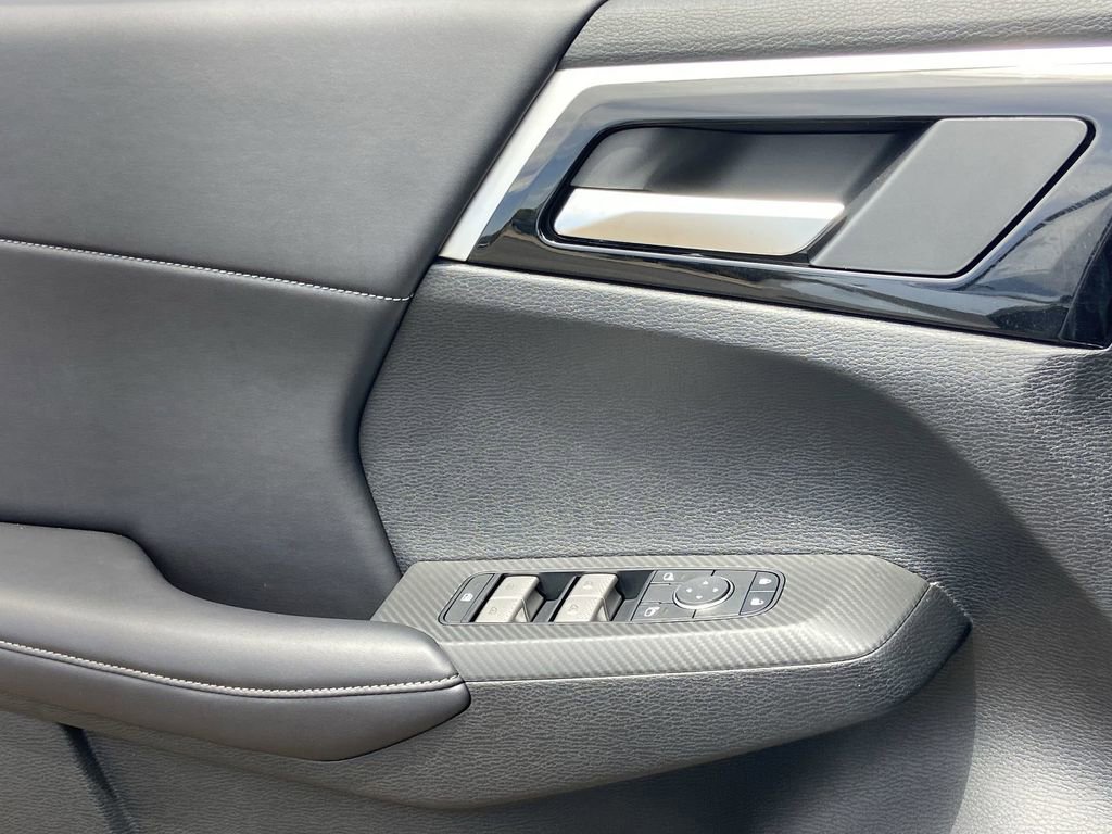 New 2026 Mitsubishi Outlander LE AWD/4WD image 19