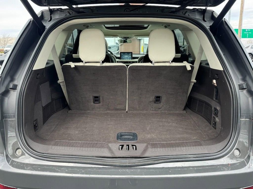 Used 2024 Lincoln Aviator Black Label w/ Dynamic Handling Package AWD/4WD image 6