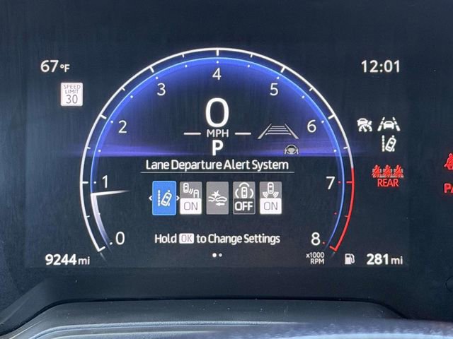 Used 2026 Toyota Corolla Cross LE FWD image 25