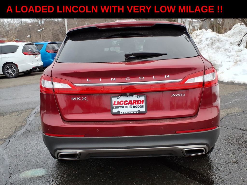 Used 2017 Lincoln MKX Reserve w/ Lincoln MKX Climate Package image 5