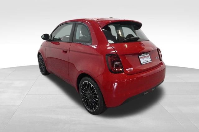 New 2024 FIAT 500 e (RED) video 2