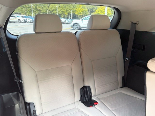 Used 2020 Kia Sorento S FWD image 32