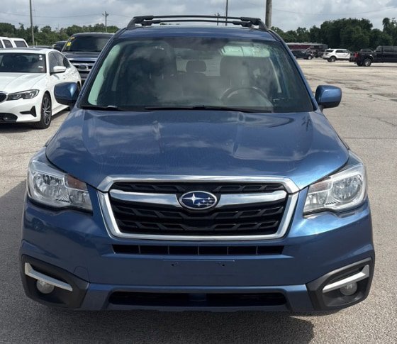 Used 2017 Subaru Forester 2.5i Limited AWD/4WD image 2