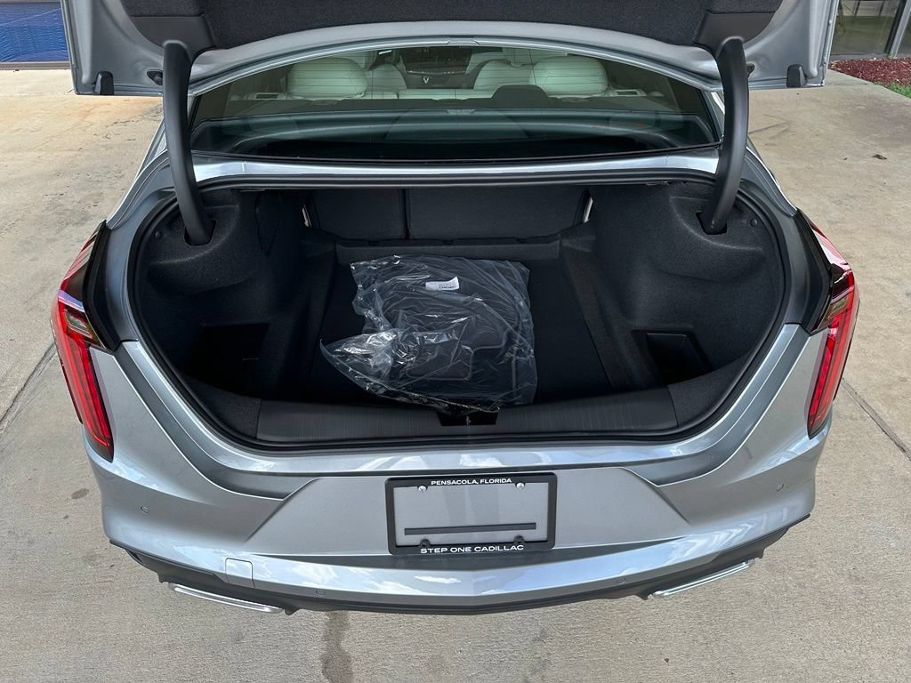 New 2026 Cadillac CT4 Luxury w/ Sun And Sound Package RWD image 28
