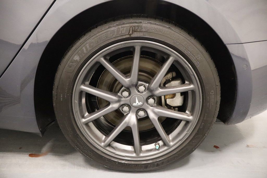Used 2018 Tesla Model 3 Mid Range image 25