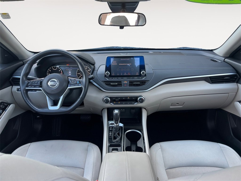 Used 2021 Nissan Altima 2.5 SV w/ SV Premium Package image 10