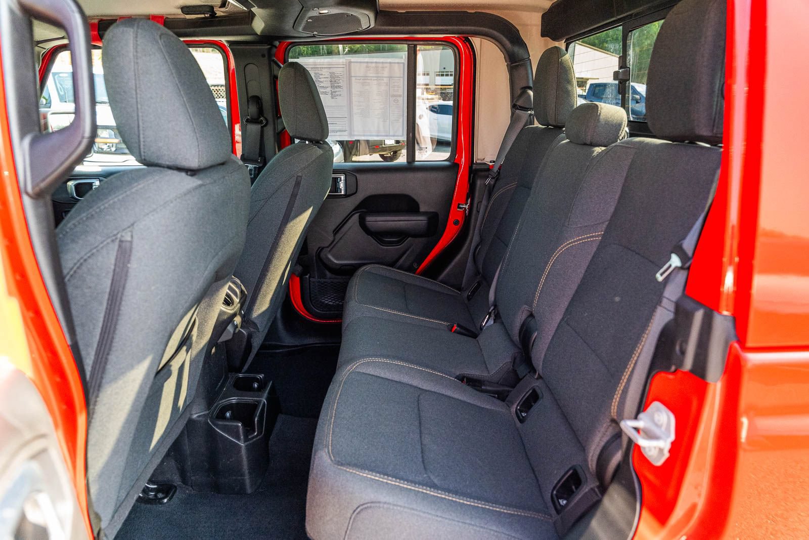 Used 2024 Jeep Gladiator Sport AWD/4WD image 19