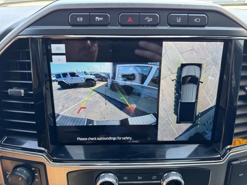 Used 2022 Ford F350 Platinum image 27