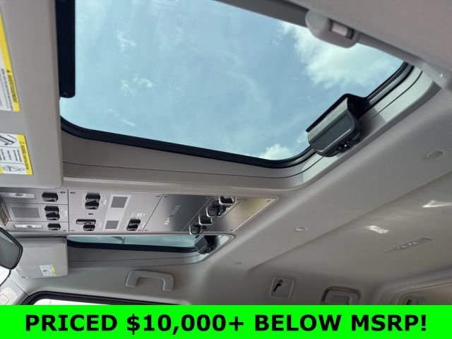 Used 2024 INEOS Grenadier Fieldmaster Edition image 22