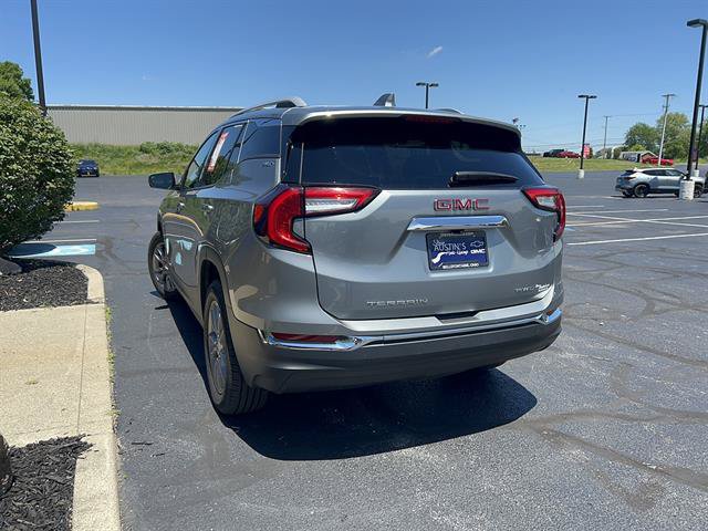 Used 2024 GMC Terrain SLT AWD/4WD image 6