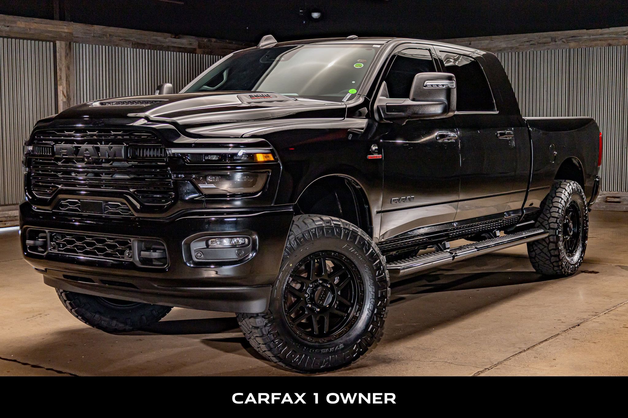 Used 2025 RAM 3500 Laramie AWD/4WD image 5