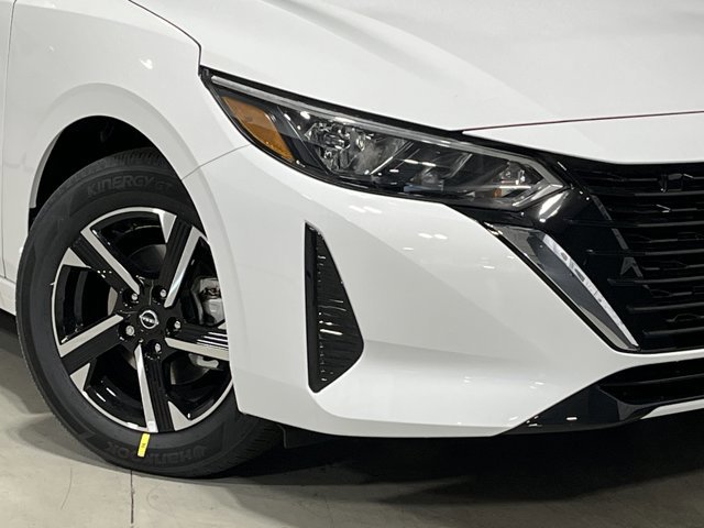 New 2025 Nissan Sentra SV image 3