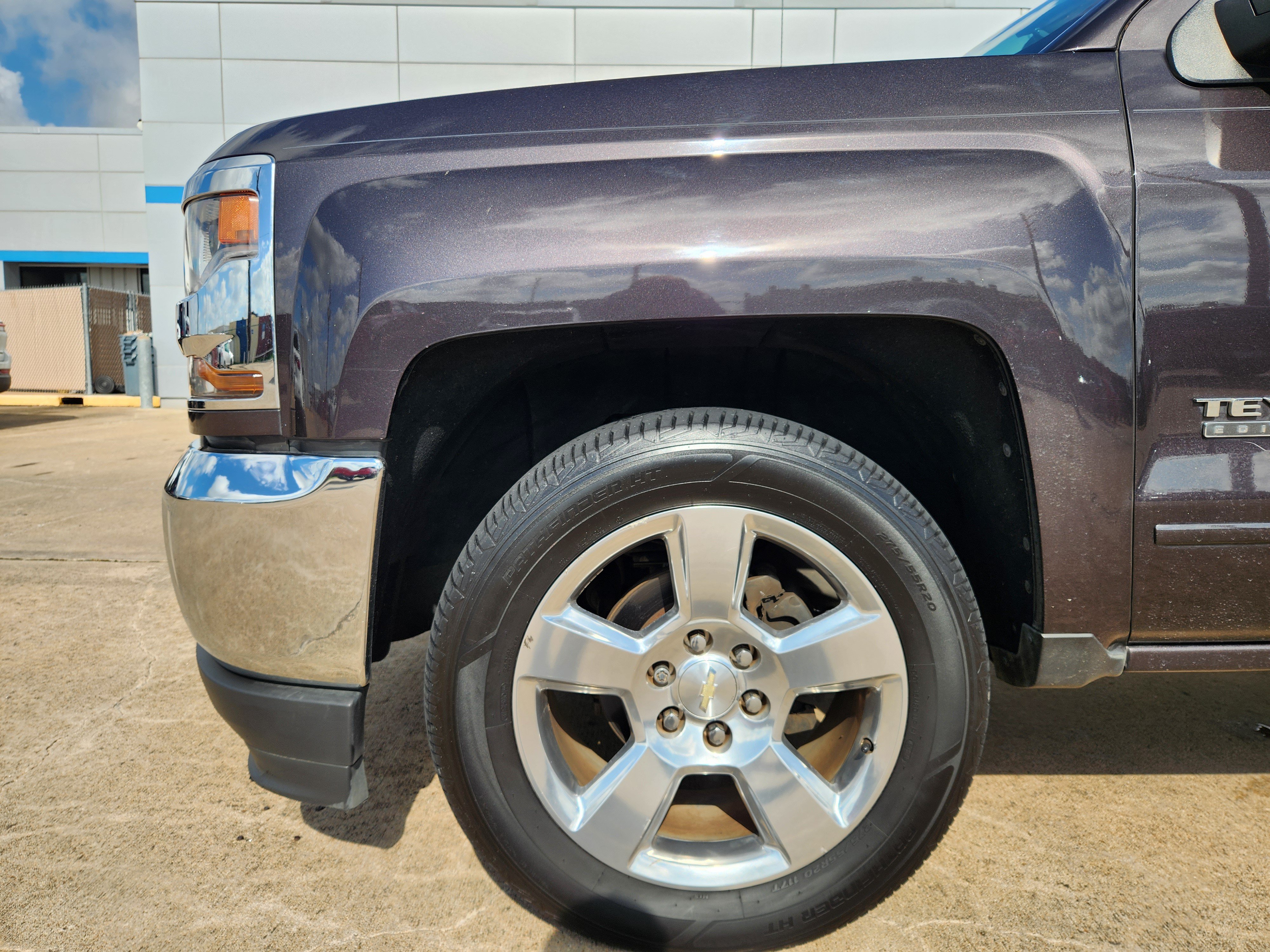 Used 2016 Chevrolet Silverado 1500 LT w/ Texas Edition RWD image 9