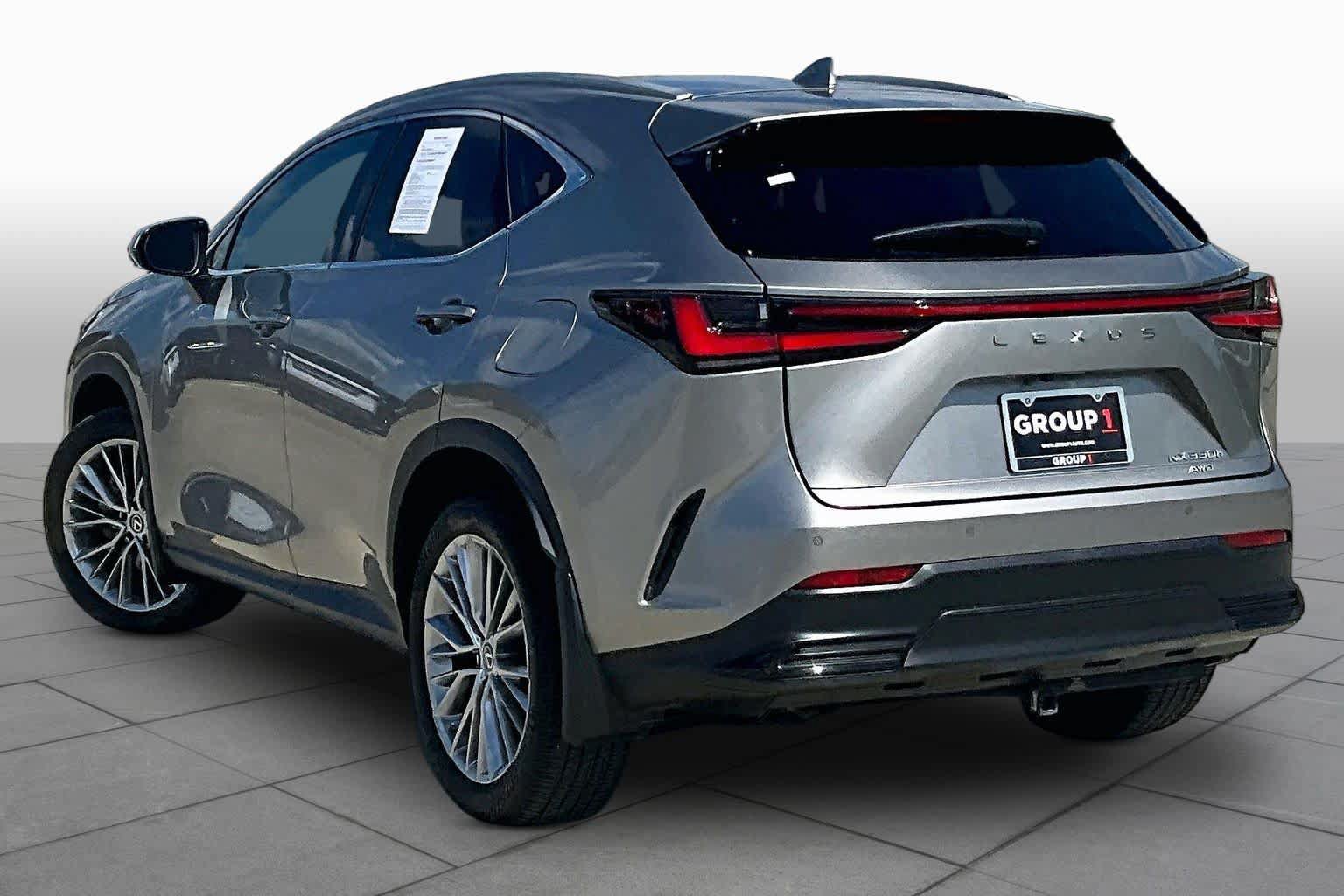 Used 2022 Lexus NX 350h AWD image 11