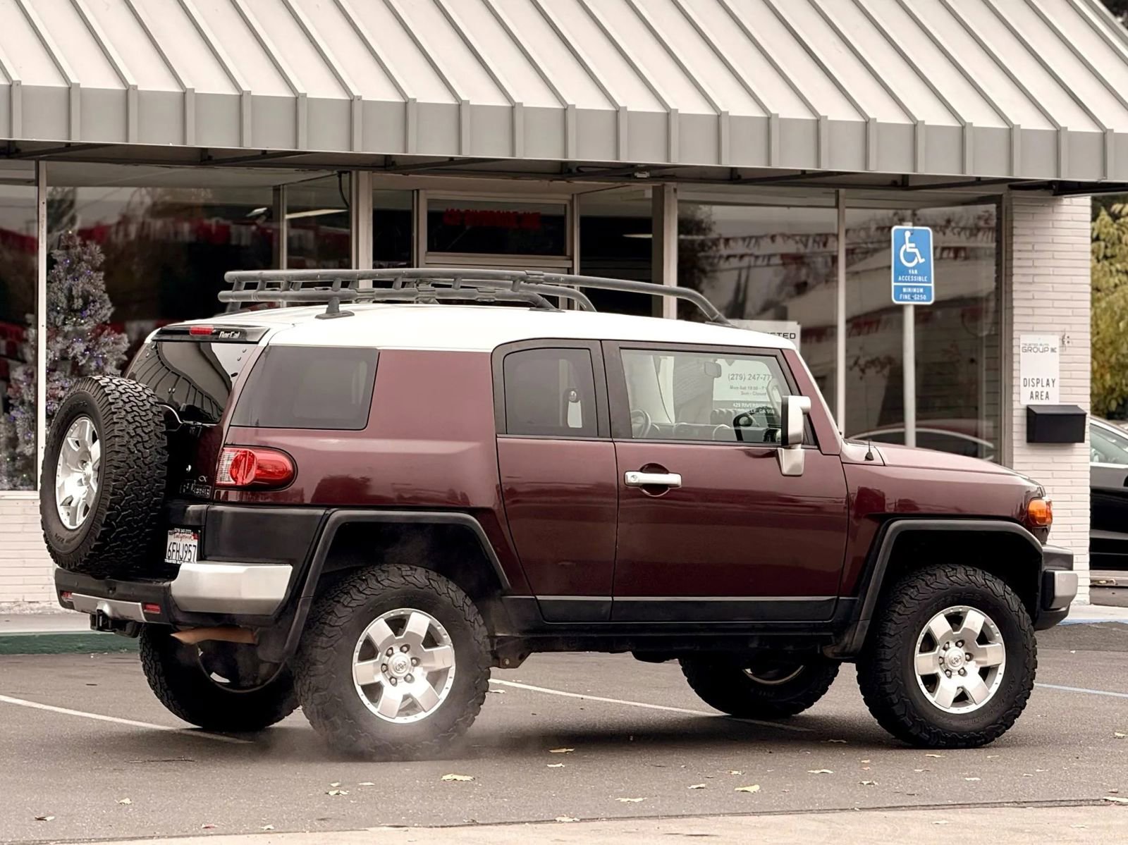 Used 2007 Toyota FJ Cruiser 4WD image 8