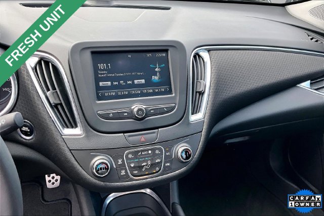Used 2016 Chevrolet Malibu Hybrid FWD image 6