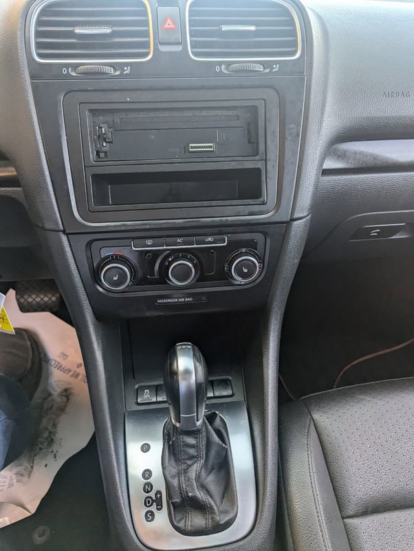 Used 2011 Volkswagen Jetta TDI image 16