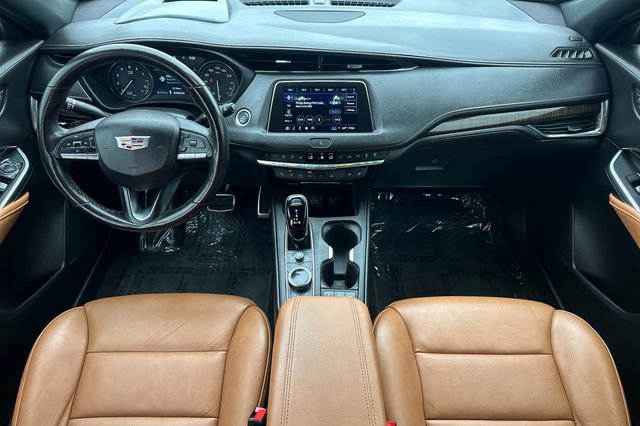 Used 2022 Cadillac XT4 Sport AWD/4WD image 15
