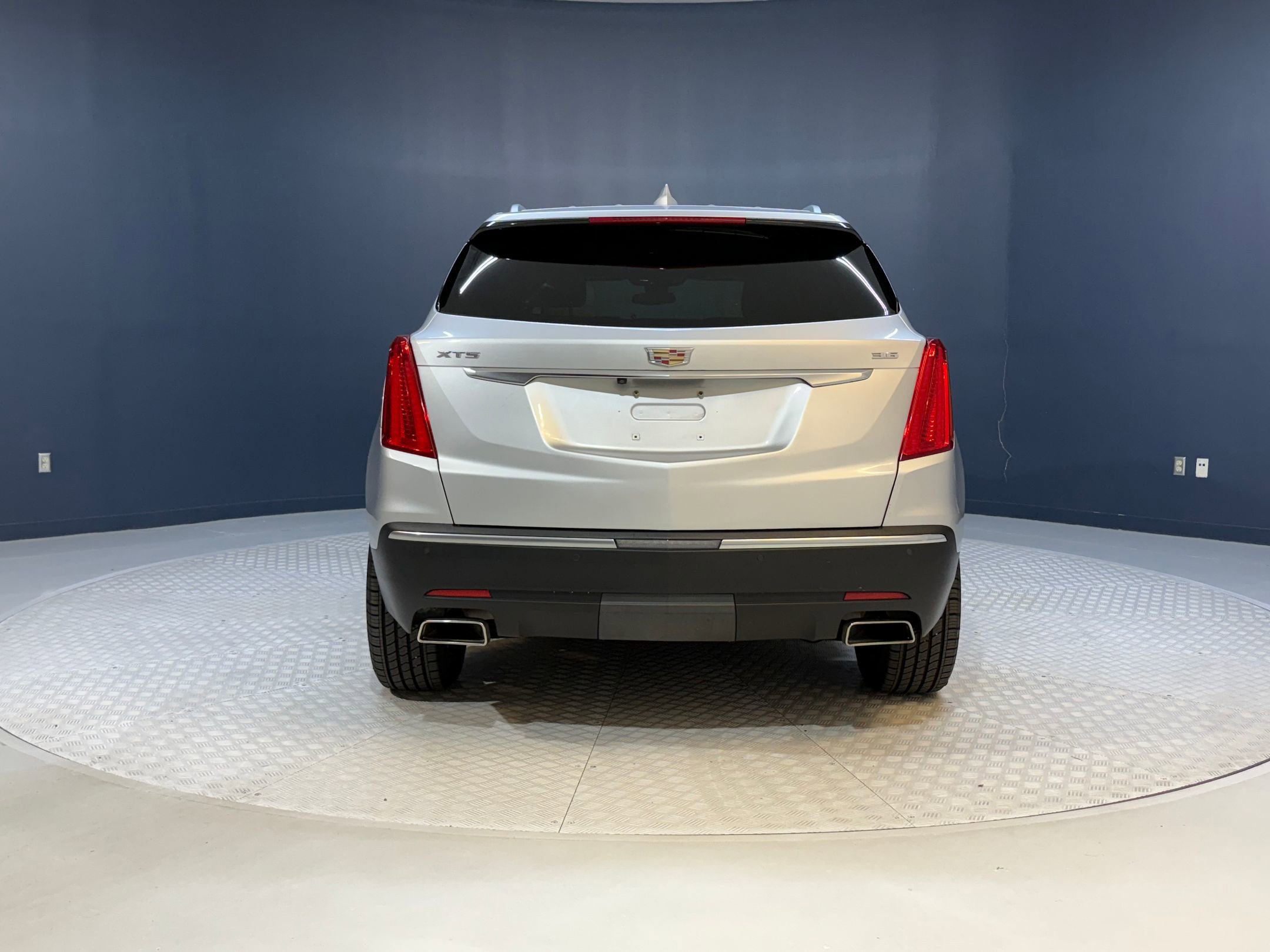 Used 2018 Cadillac XT5 Premium Luxury image 10