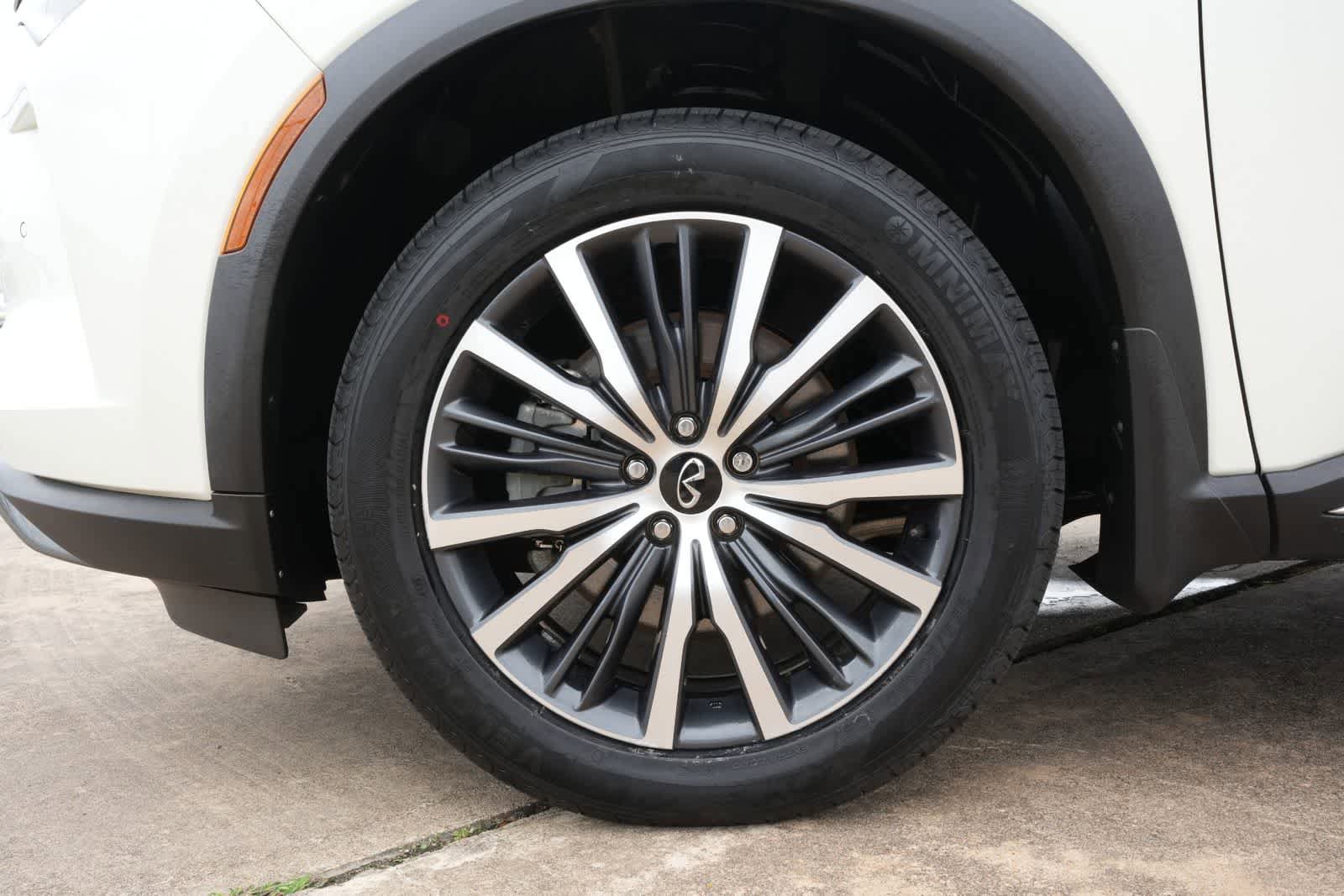 Certified 2023 INFINITI QX60 Sensory w/ Cargo Package image 24