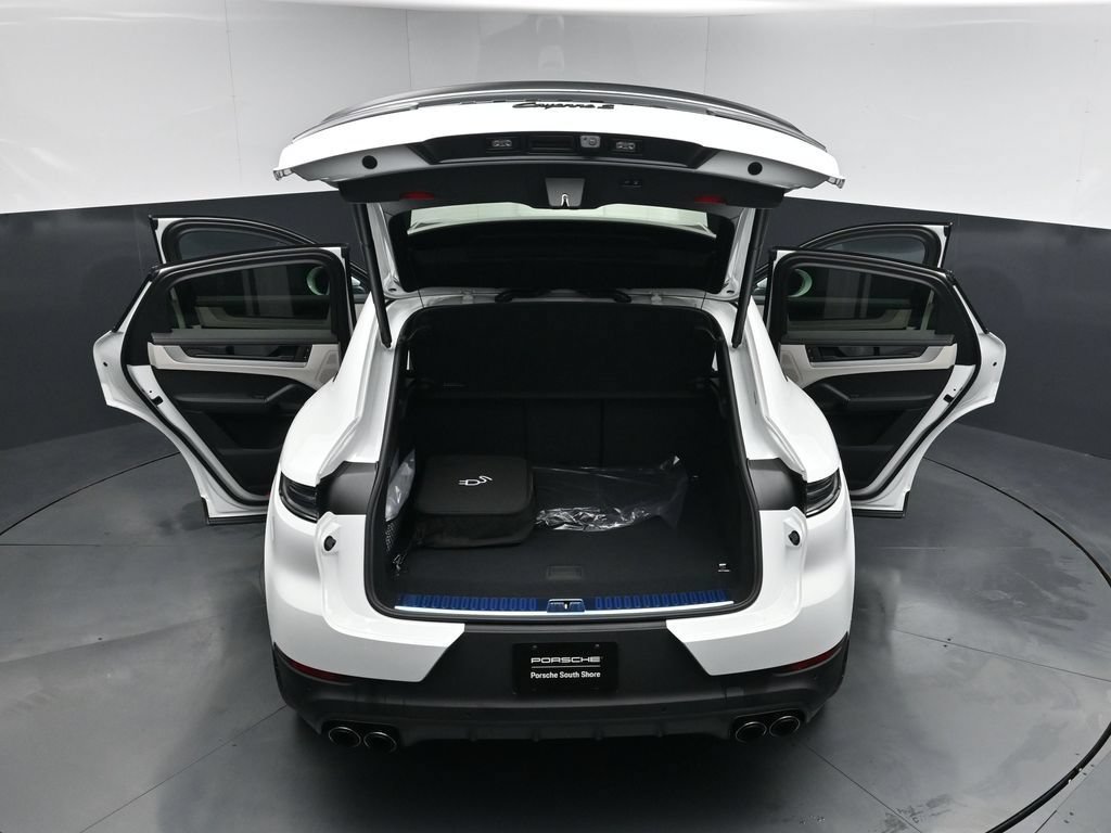 New 2026 Porsche Cayenne S AWD/4WD image 31