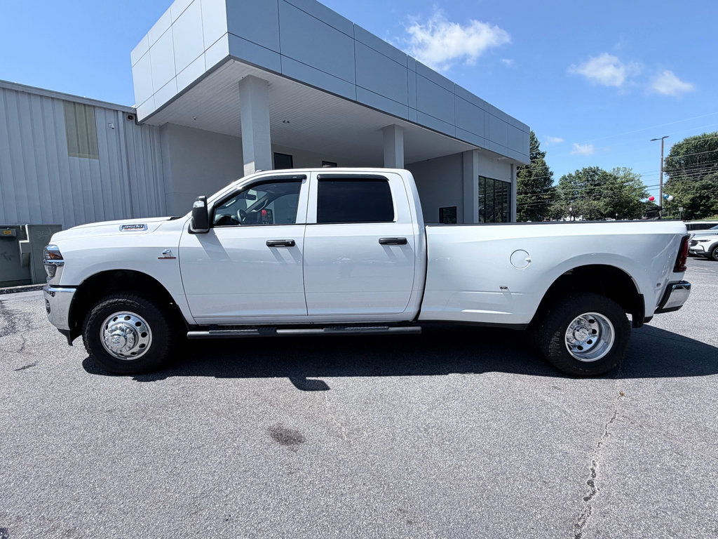 Used 2025 RAM 3500 Tradesman AWD/4WD image 5