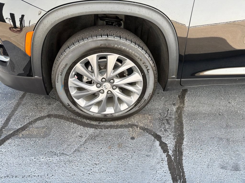 Used 2025 Buick Enclave Preferred w/ LPO, Floor Liner Package FWD image 14