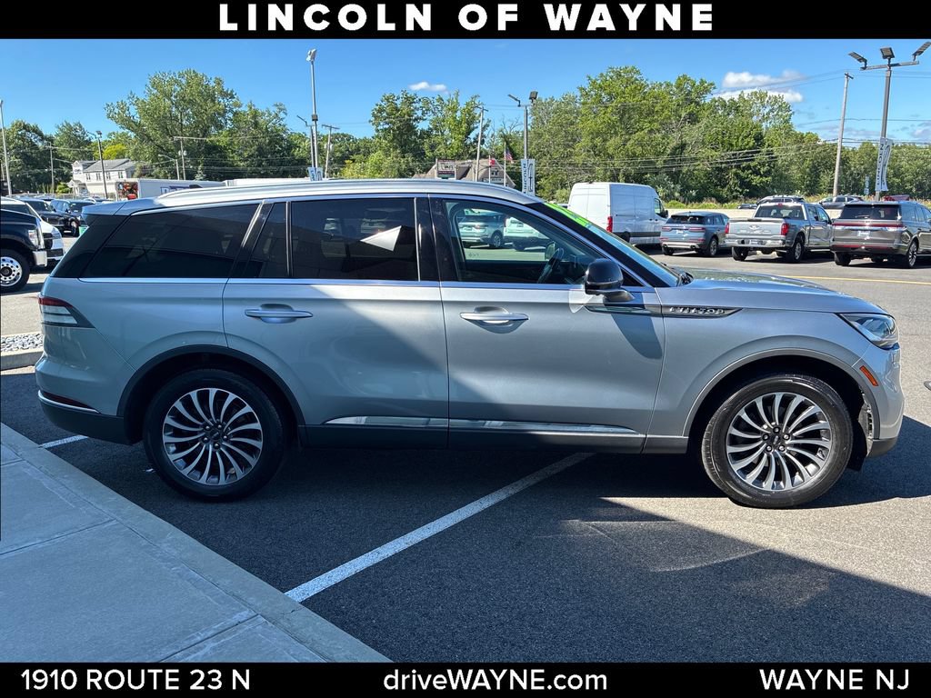 Certified 2023 Lincoln Aviator Reserve AWD/4WD image 9