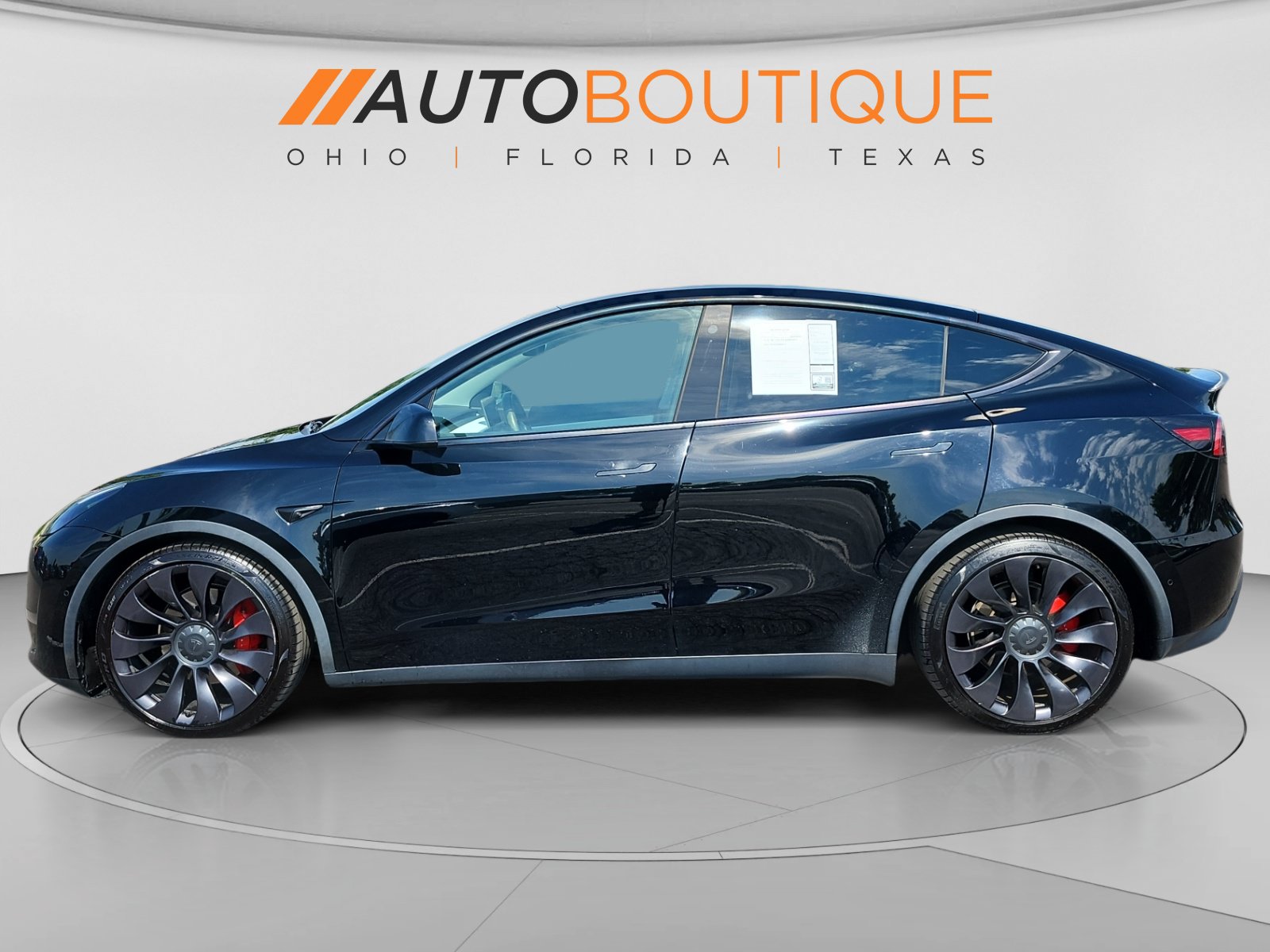 Used 2022 Tesla Model Y Performance AWD/4WD image 2