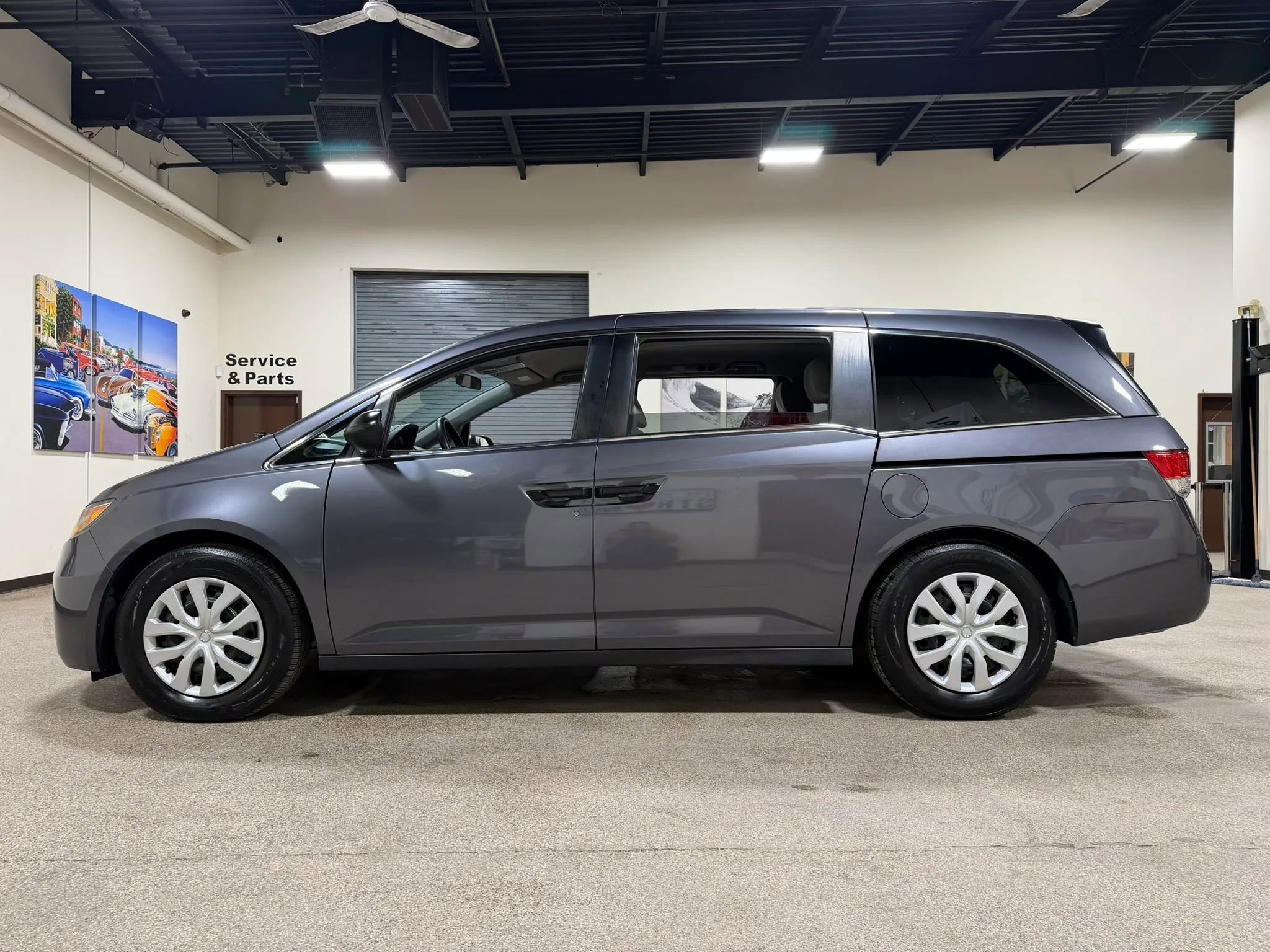 Used 2016 Honda Odyssey LX image 13