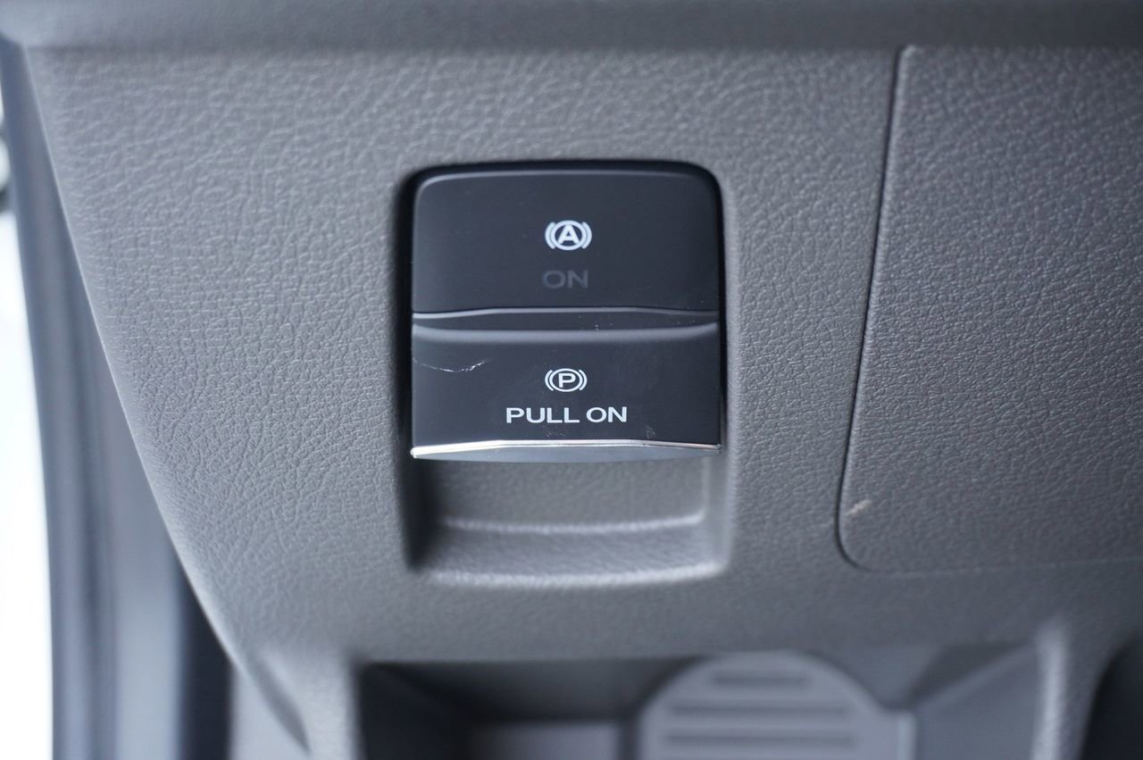 New 2025 Ford Transit 250 148 Medium Roof image 30