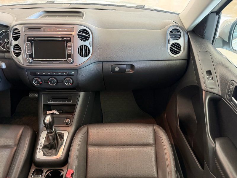 Used 2014 Volkswagen Tiguan SE FWD image 19